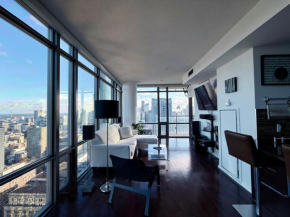 Murano Condos - Bay & College - Fully Equipped Downtown Toronto Condo